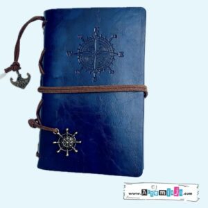 Notes podróżniczy, skórzany, z zawieszkami na rzemyku 14,5 x 10,0 cm